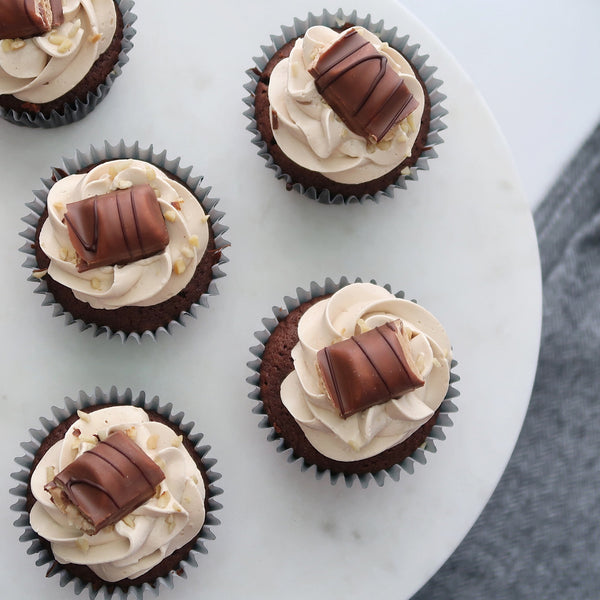 Kinder Bueno Cupcakes, Online Bakery
