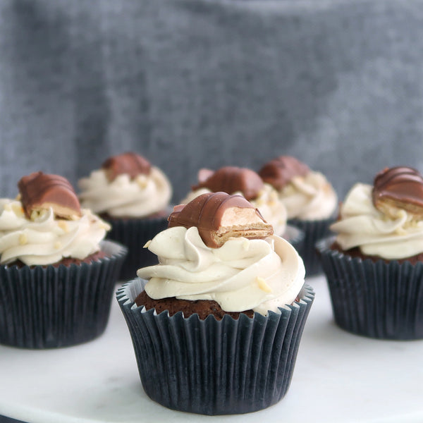 Kinder Bueno Cupcakes, Online Bakery