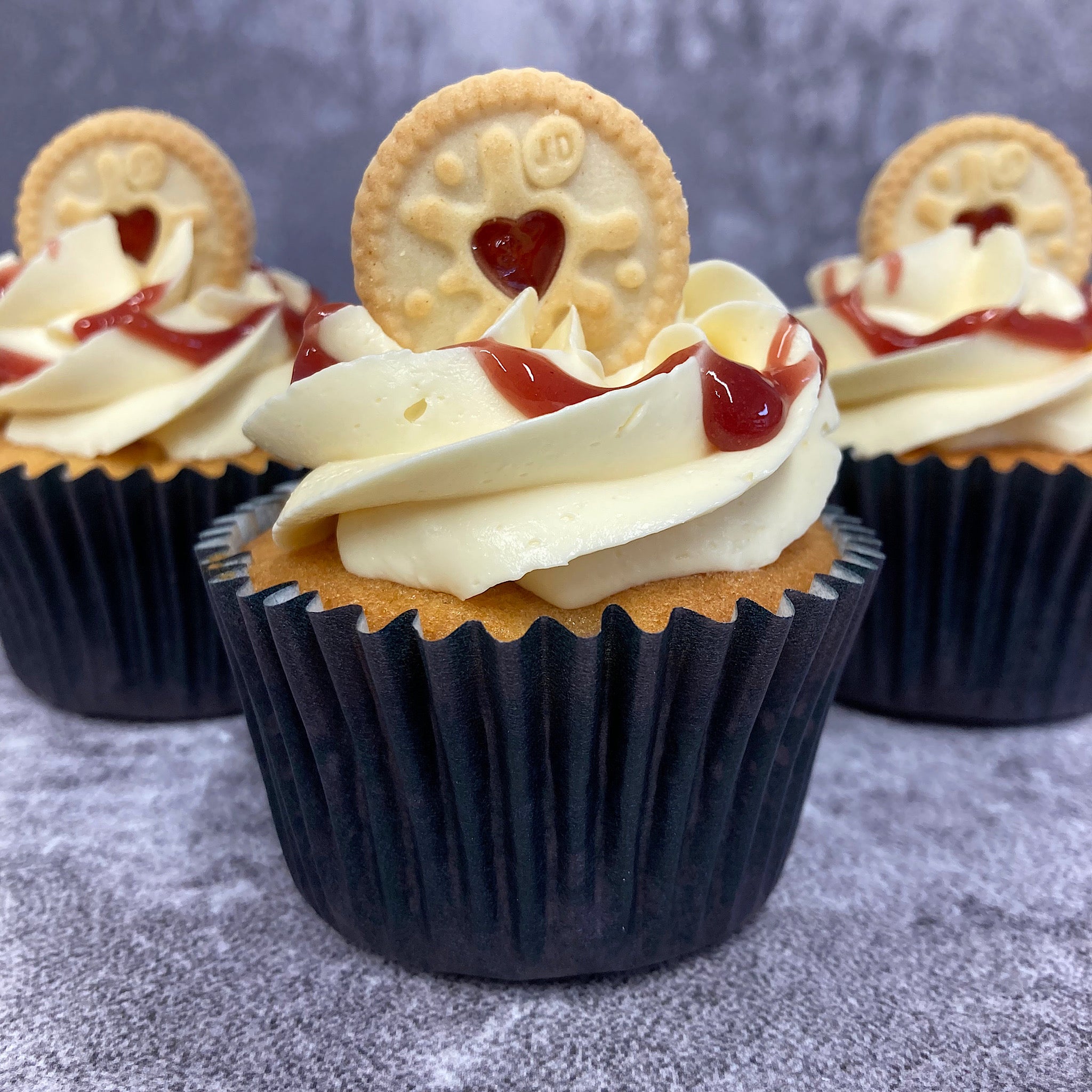 Jammie Dodger Cupcakes